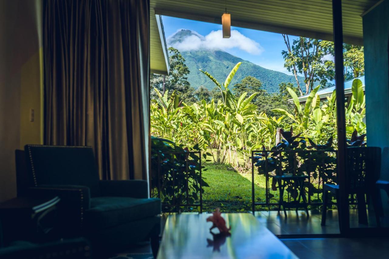 Yellow Tree Hotel *