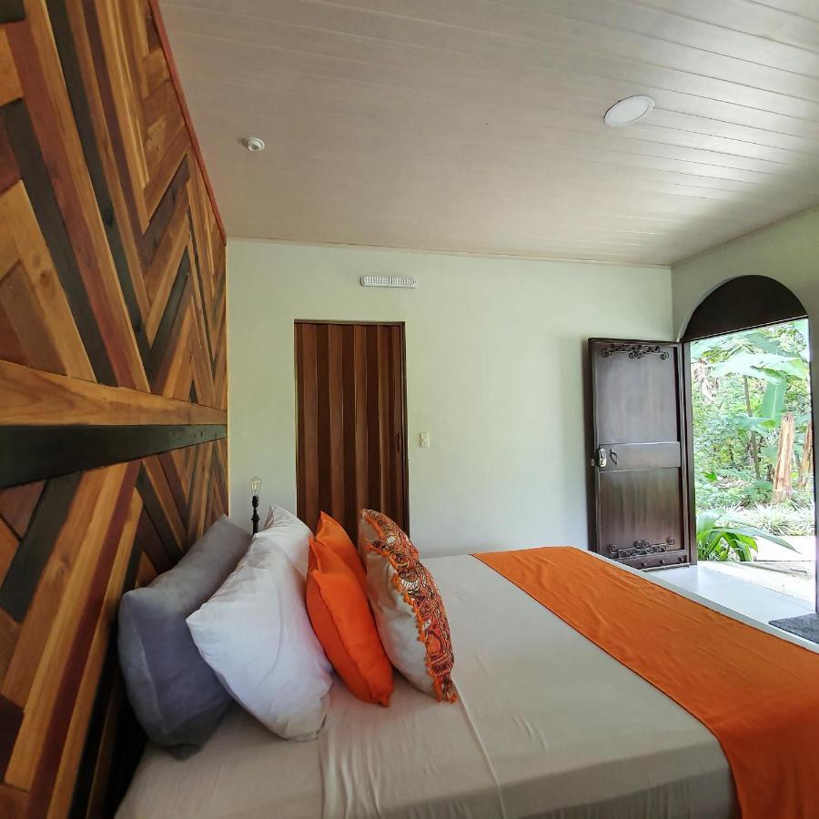 Yellow Tree Hotel